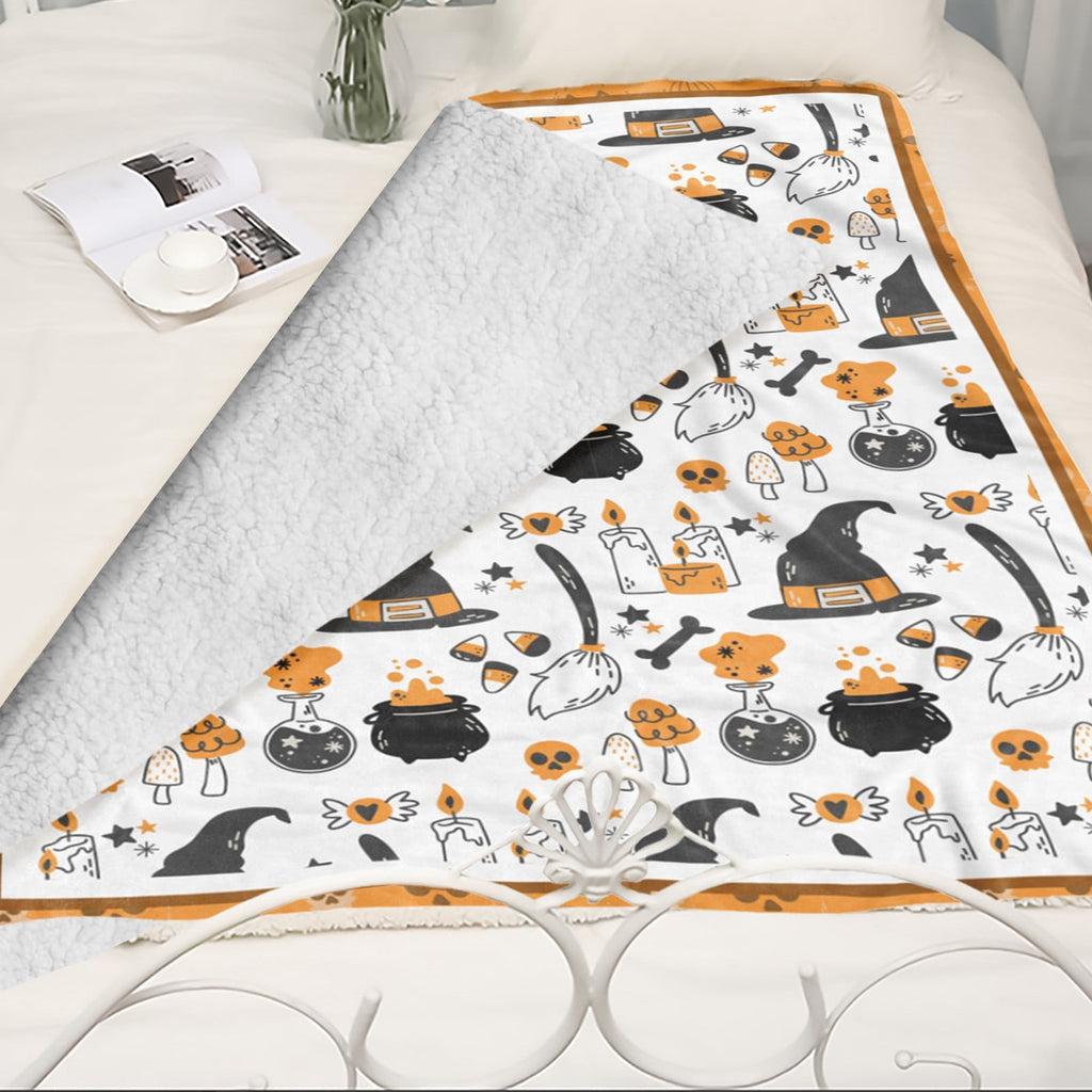 FastXmas Halloween Throw Blanket, 30"x40" Flannel Fleece Pumpkins Maple Checkered Plush Blanket, Soft Lightweight Skin-Friendly Fall Harvest Decorative Throw Blanket for Couch Sofa Bed Outdoor