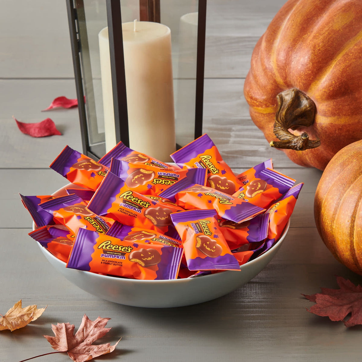 Reese's Milk Chocolate Snack Size Peanut Butter Pumpkins Halloween Candy, Bag 9.6 oz