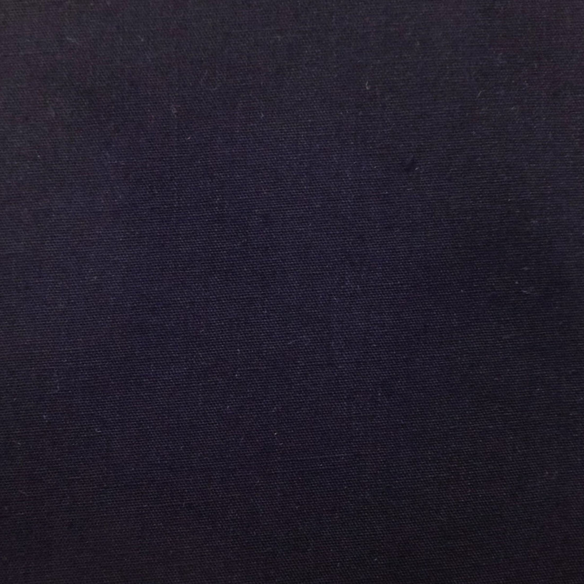 Shason Textile 2 Yard Cut Poly Cotton Fabric, Black, 44" Wide for Craft & Quilting Projects