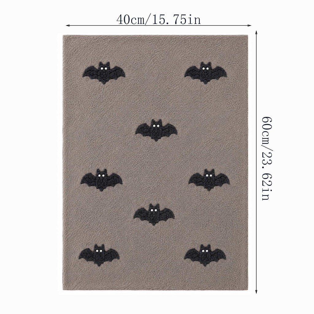 Halloween Ghost Door Mat, Cute Welcome Mat for Front Door Porch Entryway Haunted Outdoor Decor Spooky Decorative Entrance Doormat Non Slip Halloween Rug, 16" x 24"