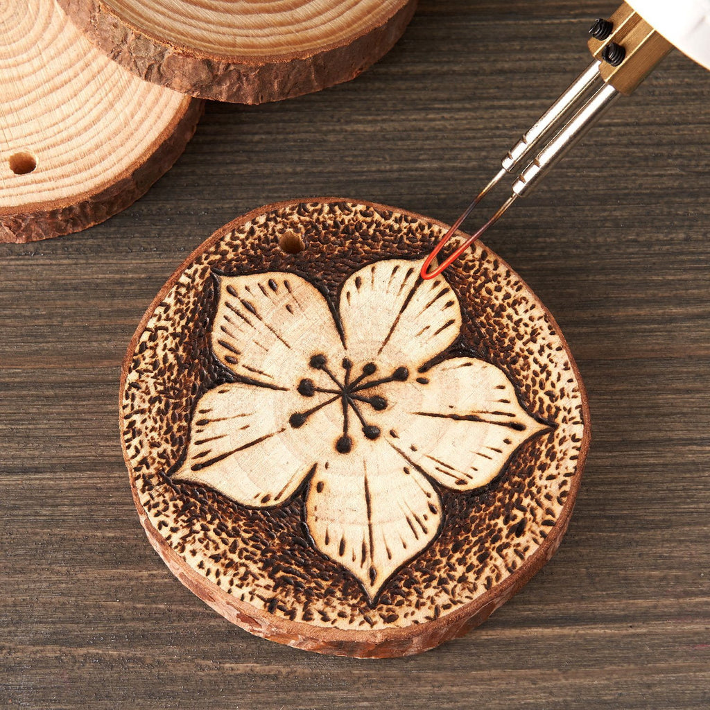 Arteza Unfinished Wood Surfaces with Bark Slices, Natural Pine Wood, Set of 45