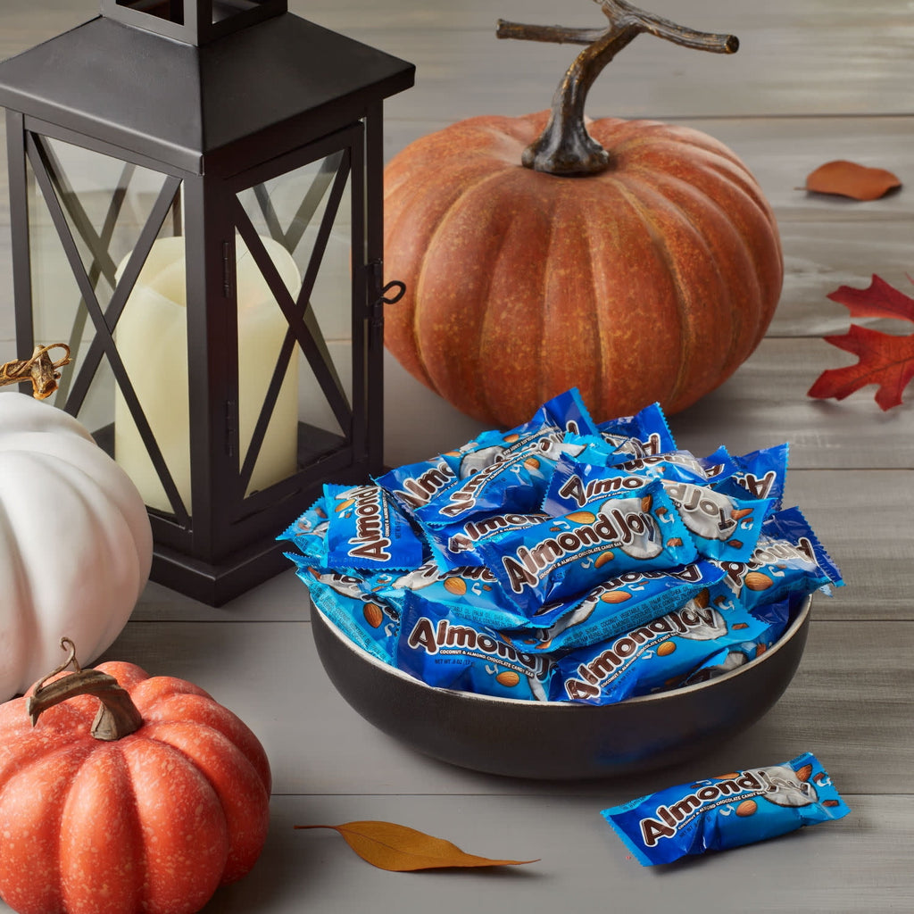 Almond Joy Coconut and Almond Chocolate Snack Size Halloween Candy, Bag 11.3 oz