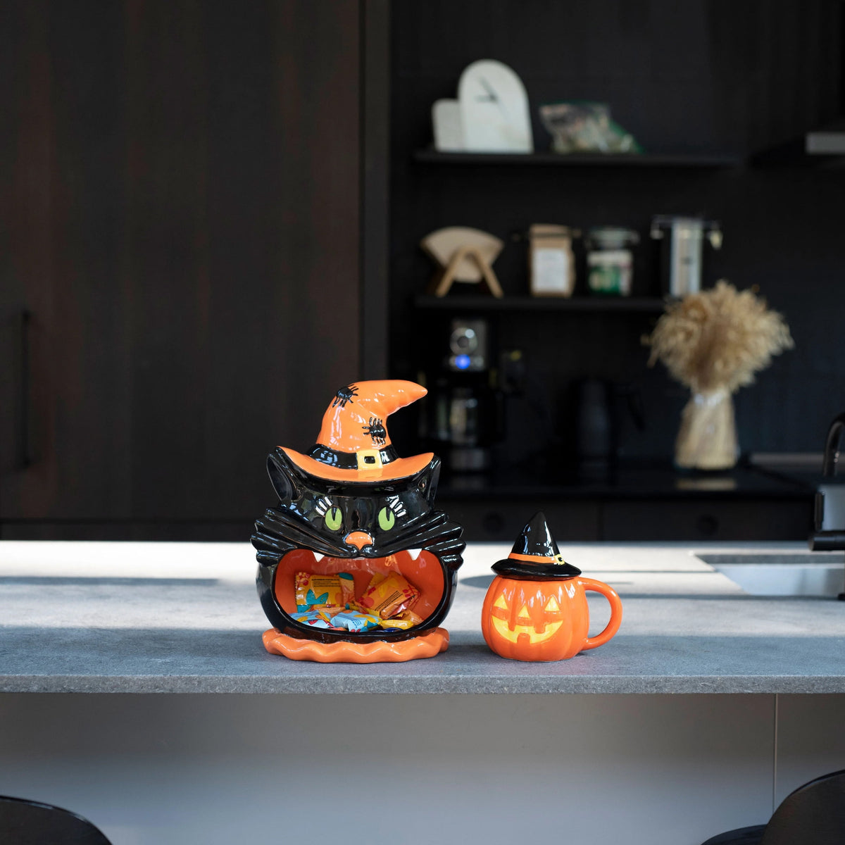 Mr. Halloween 18 oz Lidded Jack-O-Lantern Ceramic Mug with Spoon